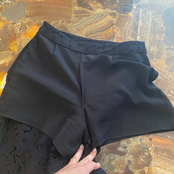 Lui Jo lace skirt, size 42(6) - Picture 3 of 8